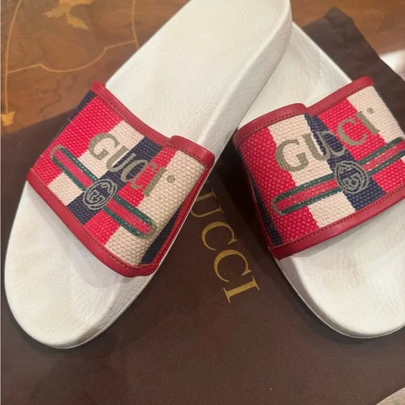 Gucci | Shoes | Gucci Mens Or Womens Red And White Striped  display picture 1